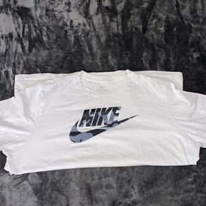 Xxl white Nike Tee